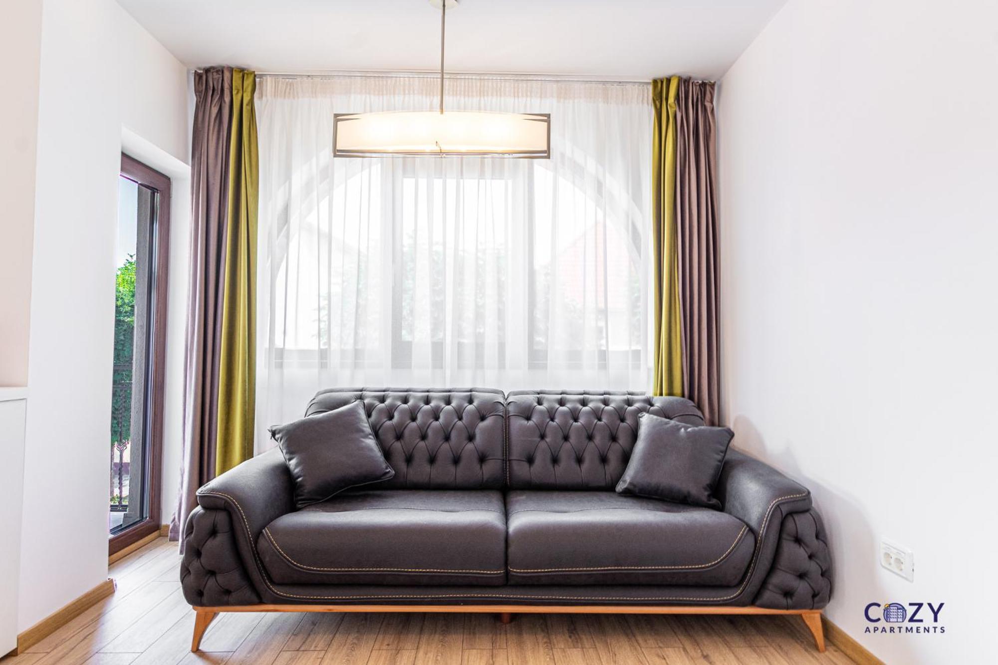 Cozy Brand New Boutique Aparthotel Brasov Ngoại thất bức ảnh