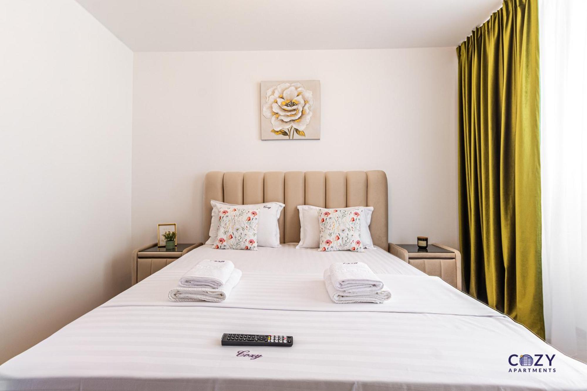 Cozy Brand New Boutique Aparthotel Brasov Ngoại thất bức ảnh